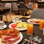 Hotel Catalonia Plaza Mayor 4*