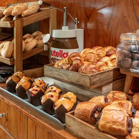 Ξενοδοχείο Catalonia Plaza Mayor 4*