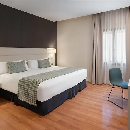 Catalonia Plaza Mayor Ξενοδοχείο