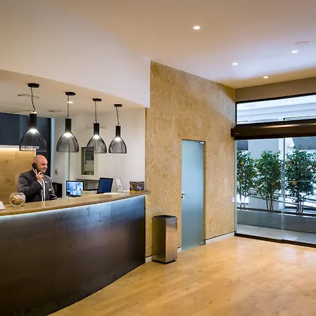 Catalonia Plaza Mayor 4*