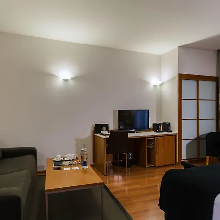 Catalonia Plaza Mayor Hotel 4*