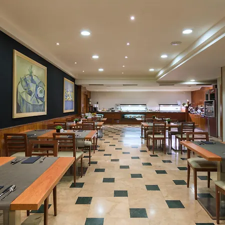 Catalonia Plaza Mayor 4*