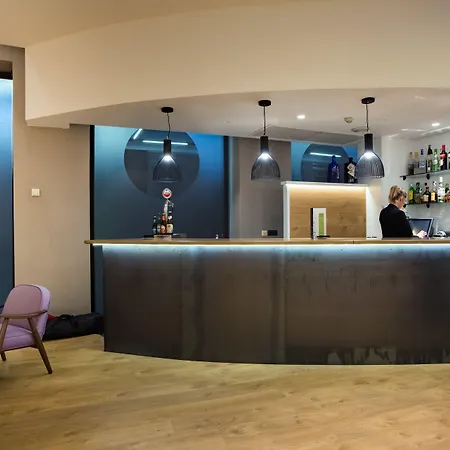 Hotel Catalonia Plaza Mayor 4*