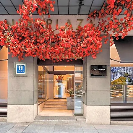 Catalonia Plaza Mayor 4*