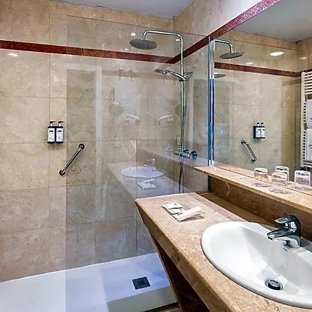 Catalonia Plaza Mayor Hotel