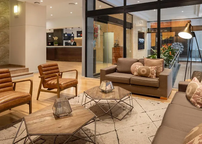 Отель Catalonia Plaza Mayor Саламанка