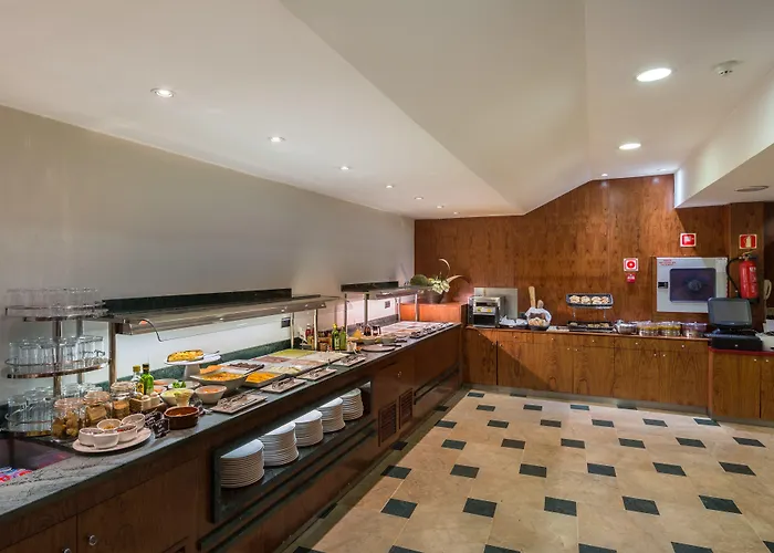 Отель Catalonia Plaza Mayor 4*